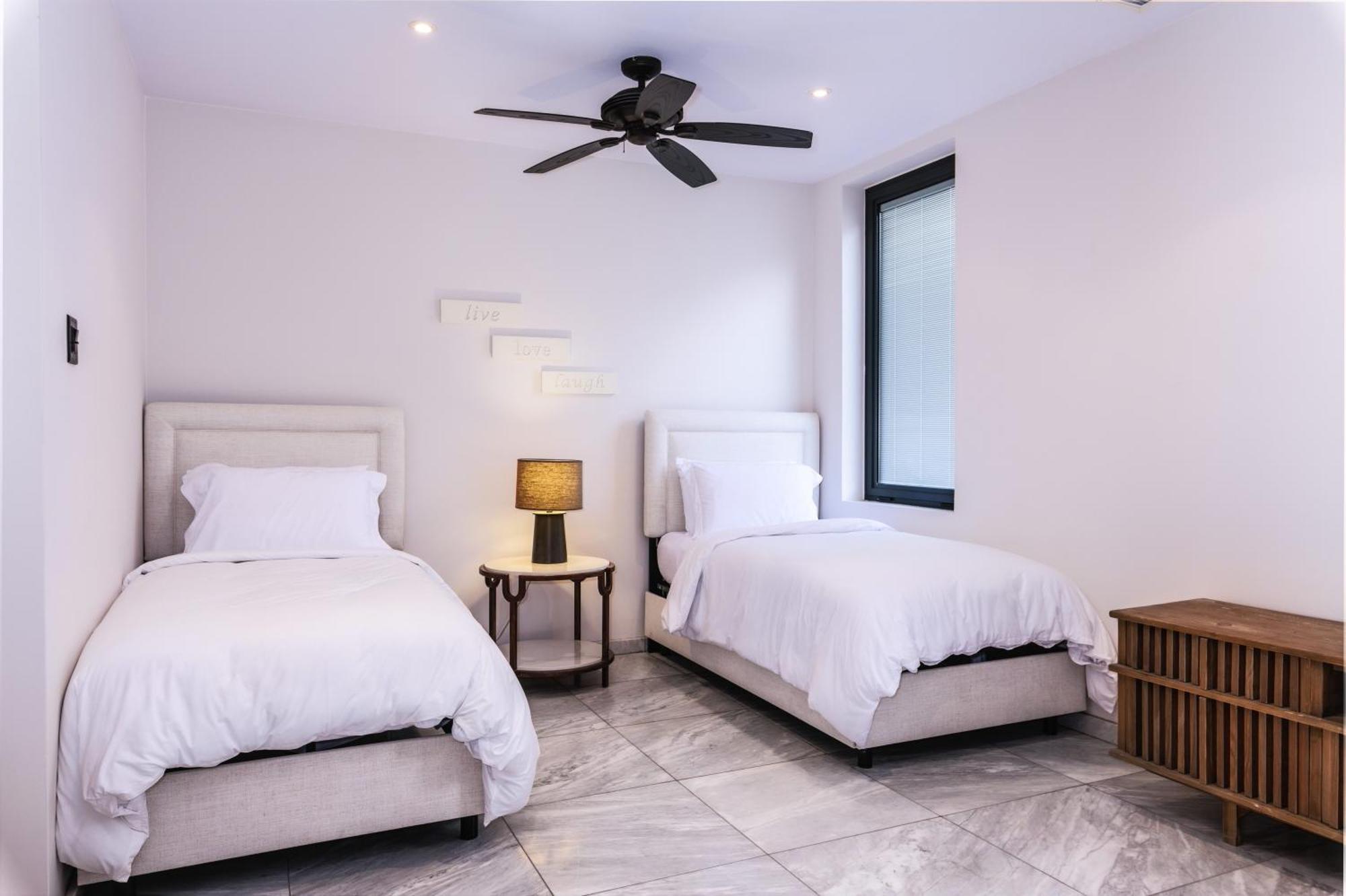 Tamarind Hills Resort & Villas Bolands Esterno foto